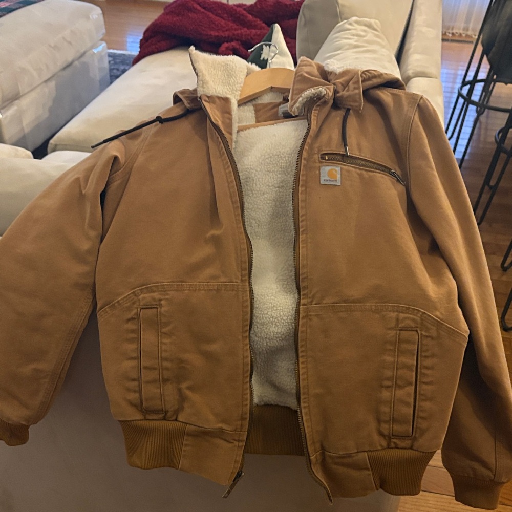 Carhartt Womens Tan sherpa lined Jacket
